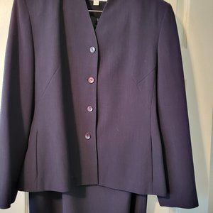 Women's Skirt Suit